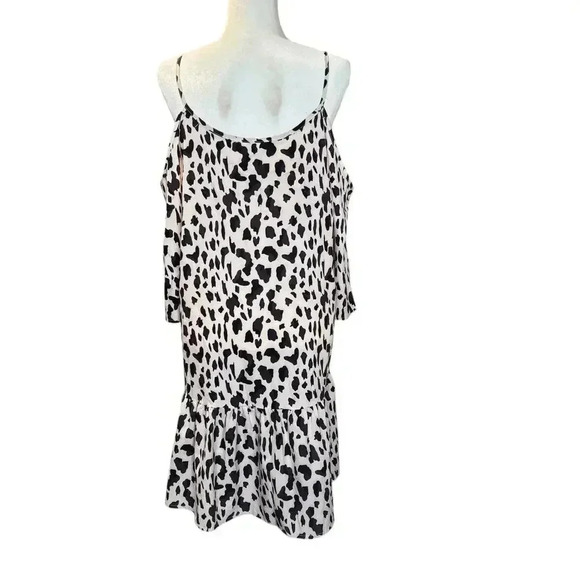 Cold Shoulder Cheetah Print Mini Dress Size L - Picture 6 of 10